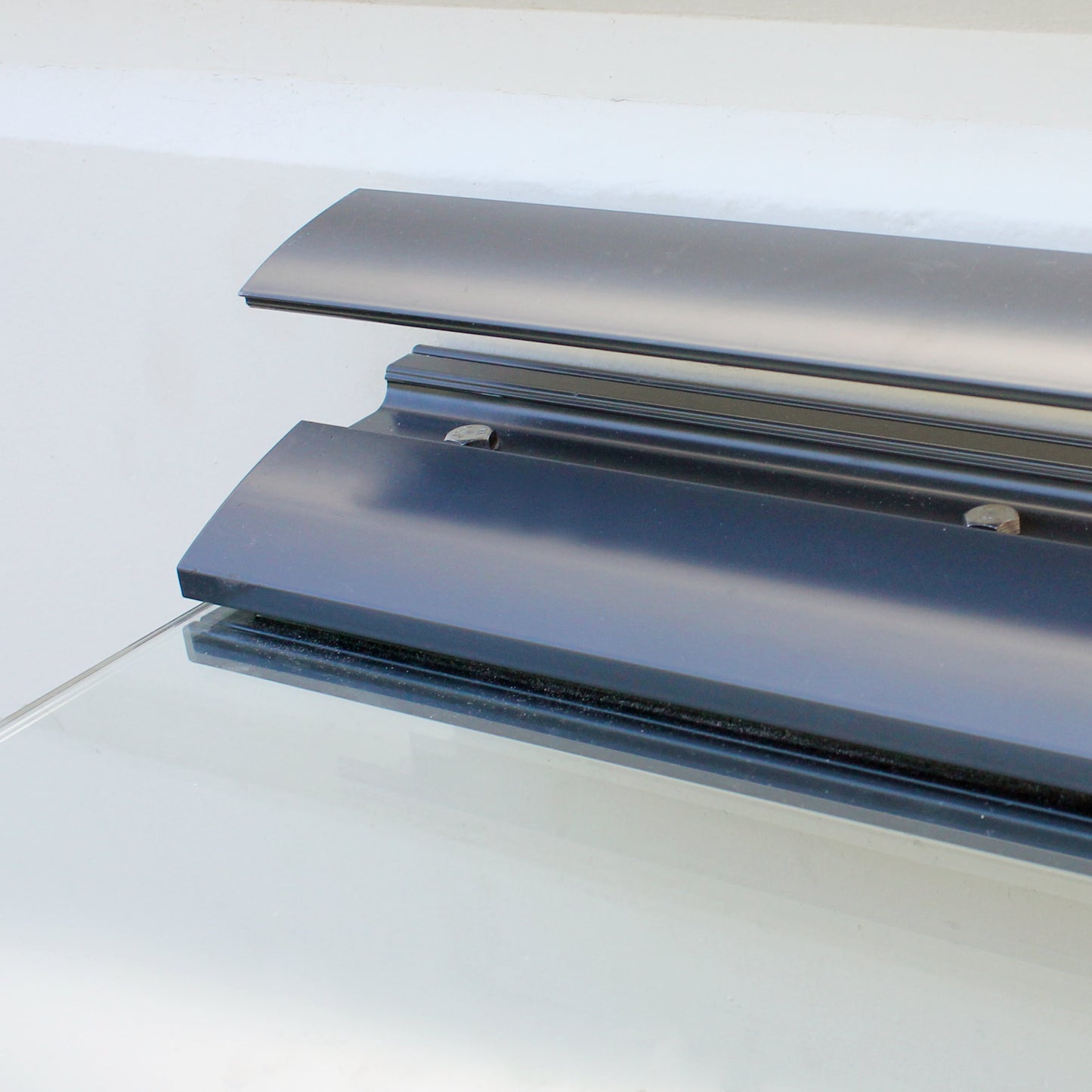 GA Series Tempered Glass Awning image 6